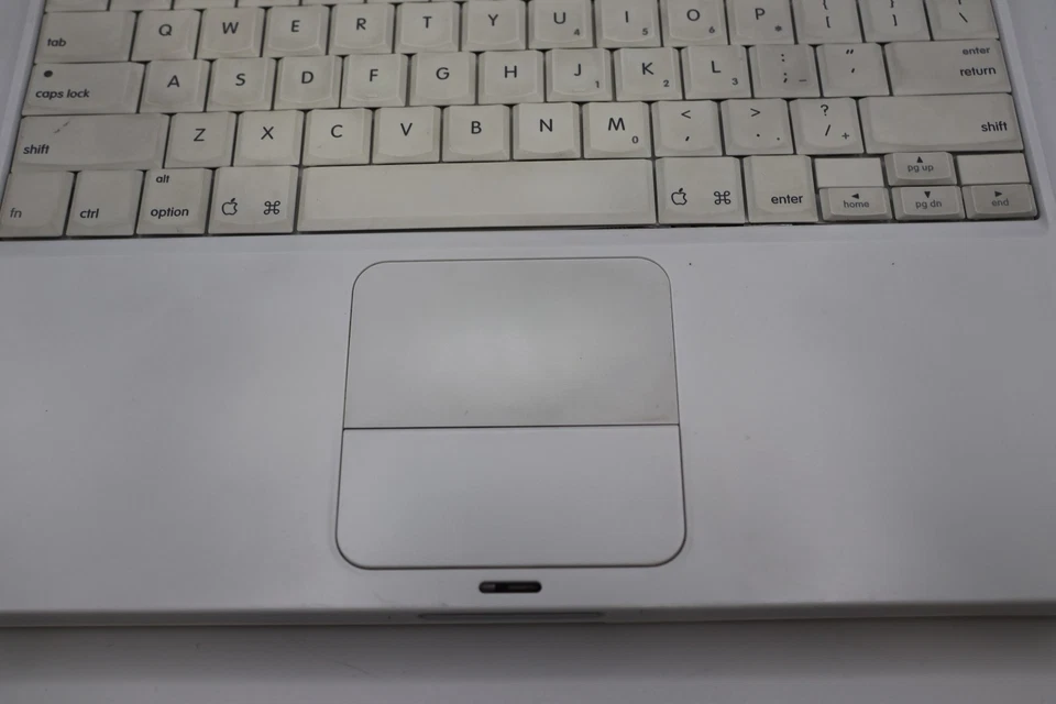 Apple iBook G4 Laptop 1.2 GHz 12.1" LCD screen Mac OS 10.5.1 Model A1054- 768 mb - Image 3 of 4