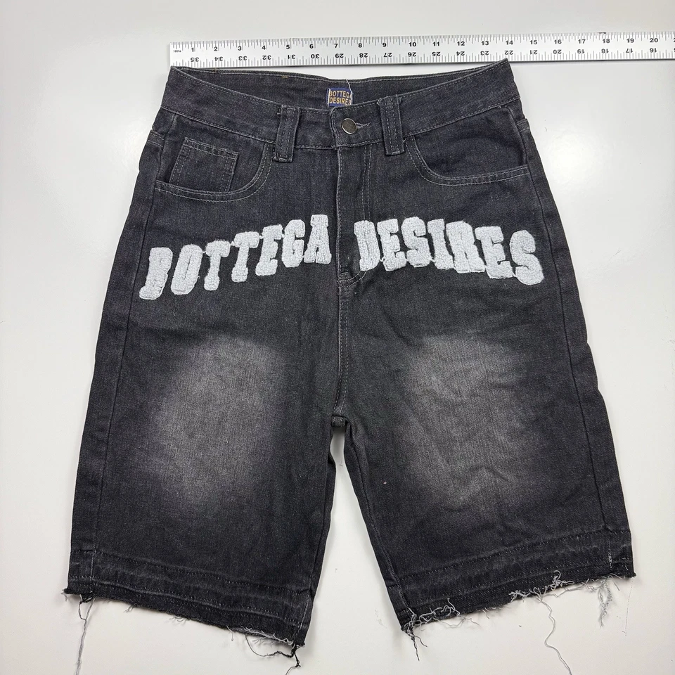 Pantalones cortos de mezclilla negros Bottega Desires para hombre talla S dobladillo crudo desgastados ropa de calle Foto 2 de 4