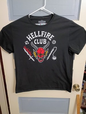 Stranger Things Hellfire Club Black XL Shirt Distressed WN516