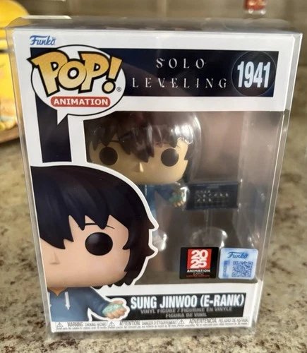 Funko Solo Leveling Sung Jinwoo (E-Rank) #1941 Animation Figure W Protector