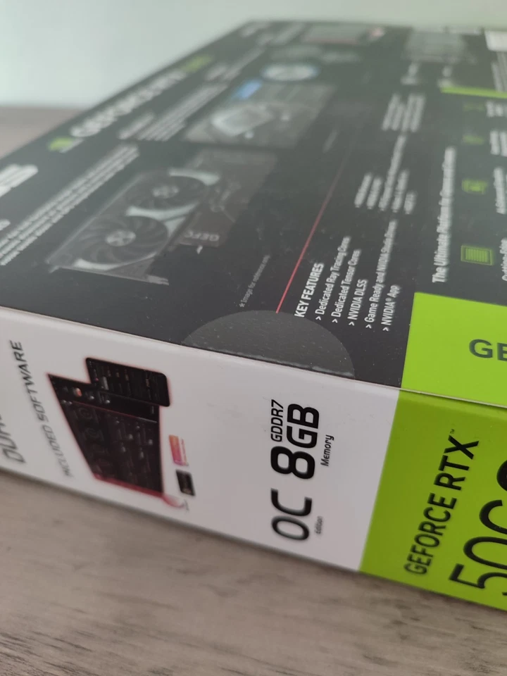 ASUS Dual -RTX5060-O8G NVIDIA GeForce RTX 5060 8 GB GDDR7 - Immagine 4 di 4