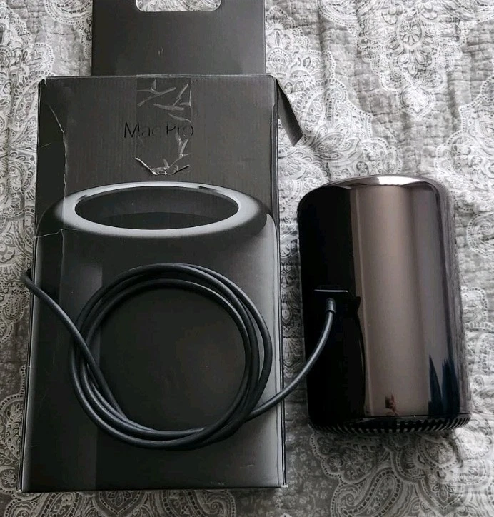 Apple Mac Pro Intel Xeon 64 GB RAM Apple Desktops & All-In-One