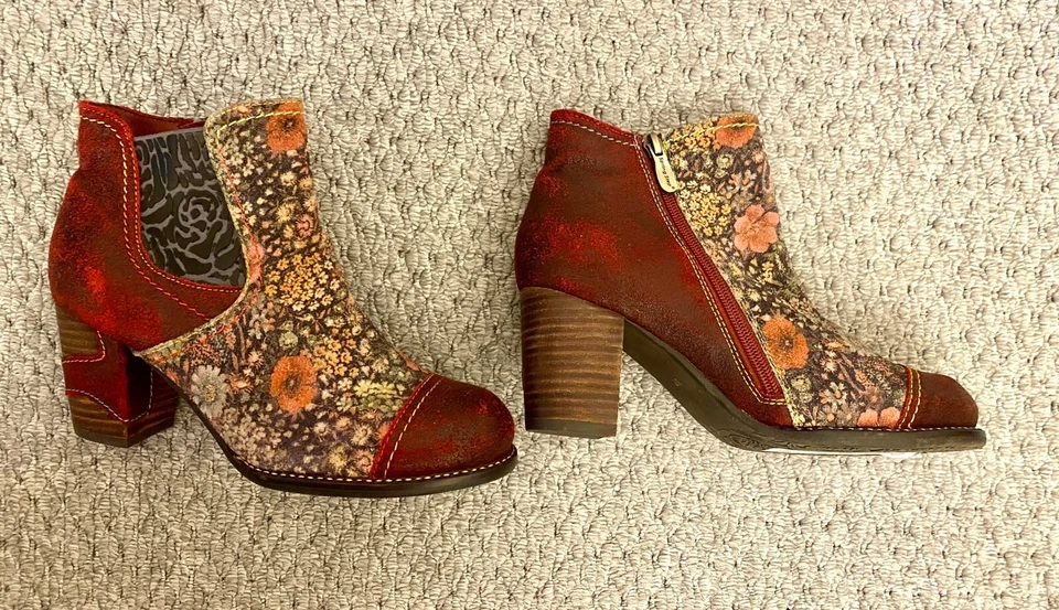 NEW: L'Artiste by Spring Step, Unique hand-painted design in red floral EU37 - Image 3 of 4
