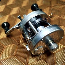 ◎Abu Garcia Ambassadeur 4500C Mulinello da Baitcasting, Argento, con Suono di Trascinamento◎