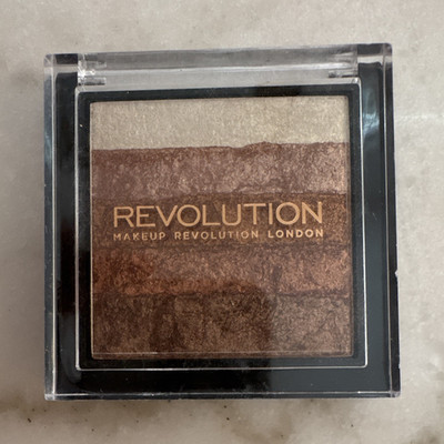 Makeup Revolution London Vivid Shimmer Brick Highlighter Rose Gold 0.24 oz