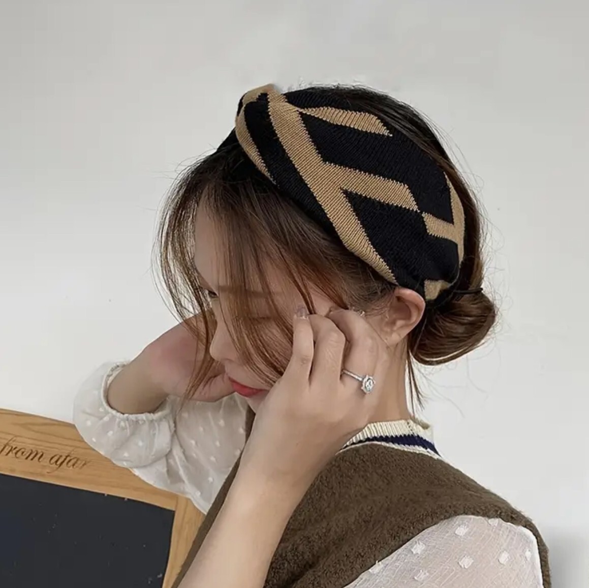 Stylish Brown and White  Headband Amazon.com : Knotted Fashion Hairbands and Hair Hoops: Non  main image 3