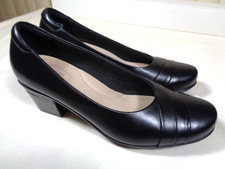 Clarks Collection ultimate comfort shoes Black Women's sz 8M 225-45  EUC