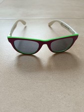 Kinder Sonnenbrille in drei Farben / Guter Zustand