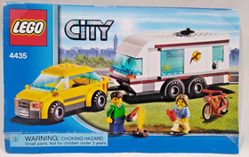 🔥LEGO CITY 4435 Car and Caravan 100% Complete w/ instructions & Minifigures