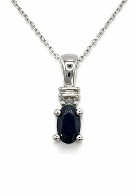 Halskette mit Anhänger 10 Karat Weißgold ovaler Saphir & Diamant