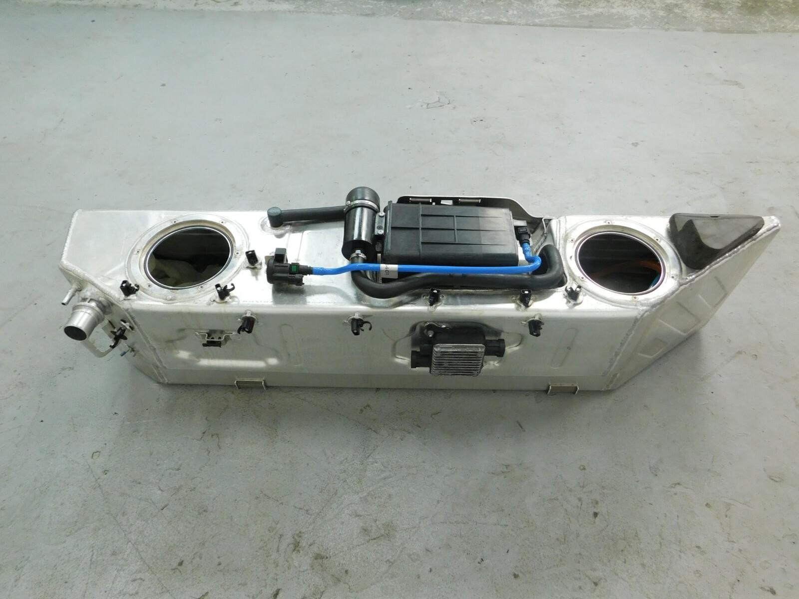 2017 15 16 18 19 McLaren 570S 570 Fuel Tank Cell / Controller #3268 A2