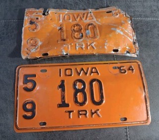VINTAGE Iowa 1964 Truck License Plate Tags (Set of 2) #59 180 Orange/Black