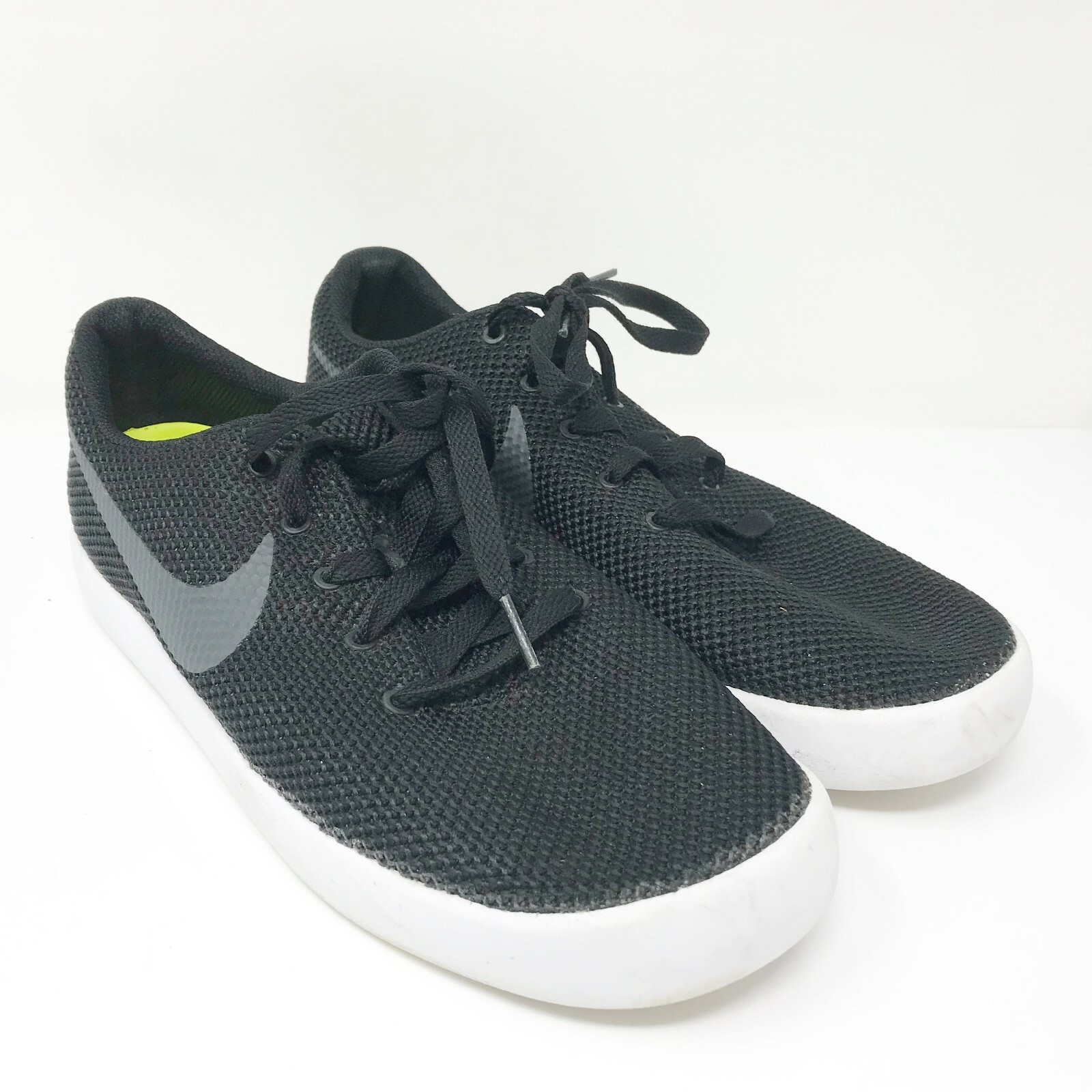 nike essentialist