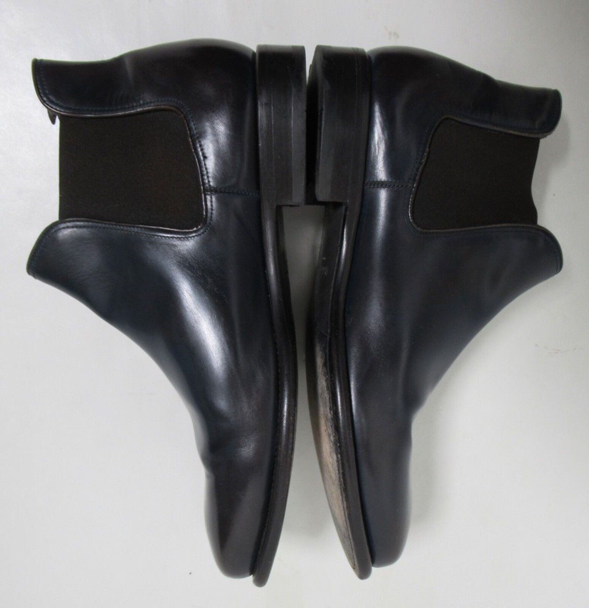 Salvatore Ferragamo Men display picture 1