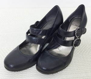 clarks black shoes size 5