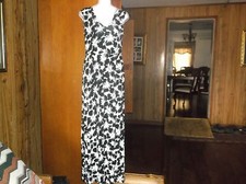 NWT Ladies Apt 9 Black & White Maxi Knit Rayon Dress $50 XS or small
