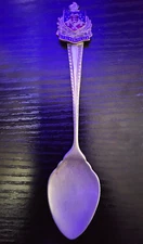 Vintage spoon. Clacton-on-Sea. Silver plate. Enamel. EPNS. Souvenir. Gift.