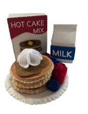 Handmade felt pancake set play food