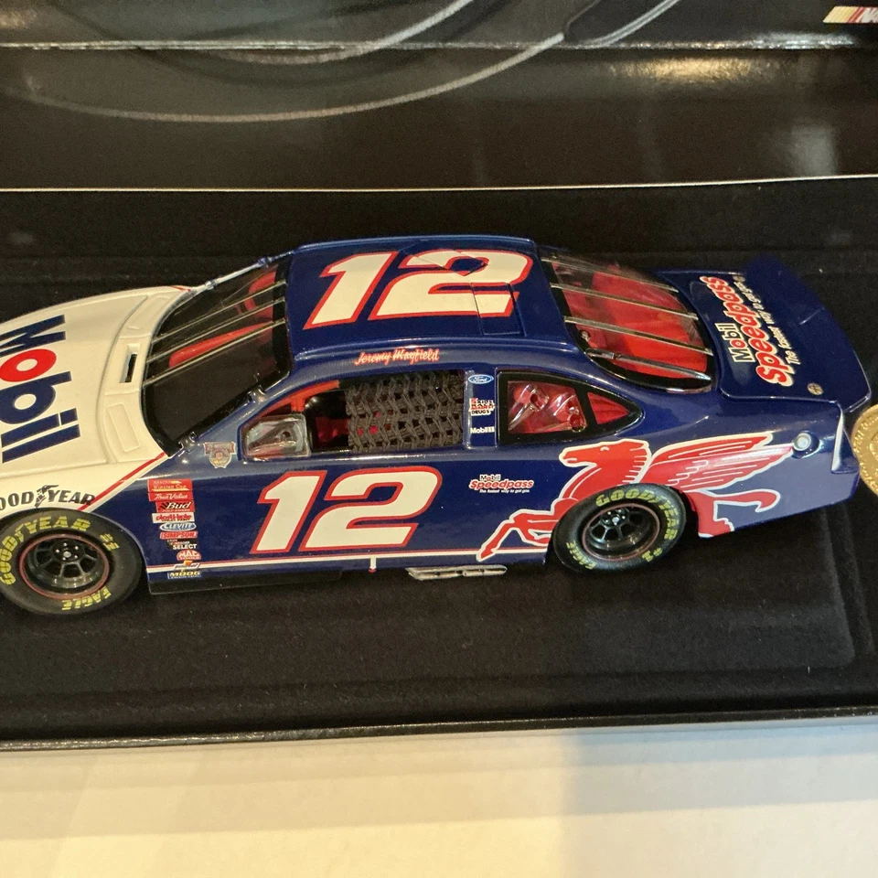 Jeremy Mayfield #12 Mobil 1 1998 Ford Action Elite 1:24 NASCAR diecast #1017 Foto 2 de 4