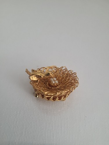 Direction One Bird Nest Pin Brooch Crystals Wirework Golden Bird Signed