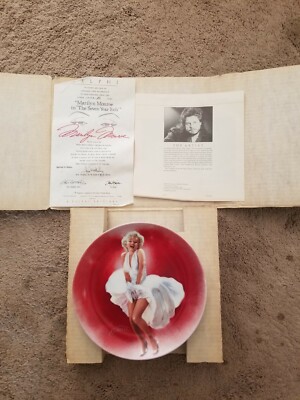 Marilyn Monroe Plates: Delphi - Marilyn Monroe Collection (full set of 11)