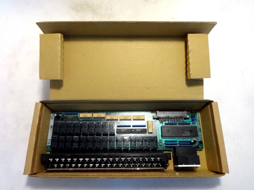 NEW IN BOX OMRON C120-OC222 3G2A6-OC222  OUTPUT MODULE 24 POINT
