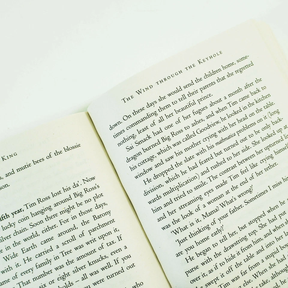 The Dark Tower Series Complete 8 Books Paperback - Young Adult - By Stephen King - Image 4 of 4