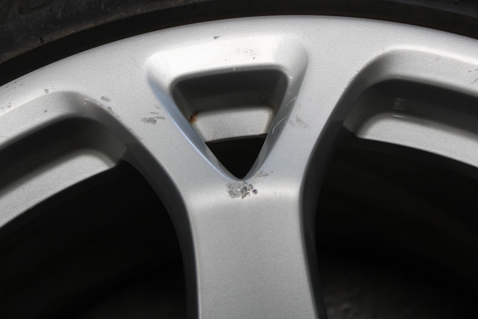 Maserati Quattroporte, Rear Wheel, Needs Recon, Used, P/N 237496