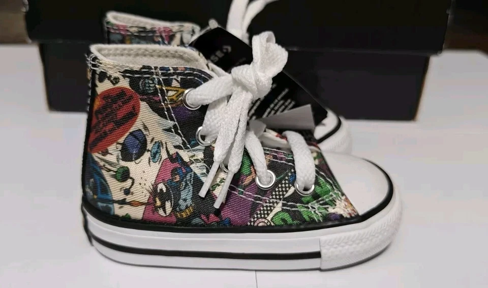 Batman Infantil Converse 767306F Talla 4 Foto 2 de 4