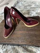 Gucci Women s Burgundy Patent Leather Pumps S...