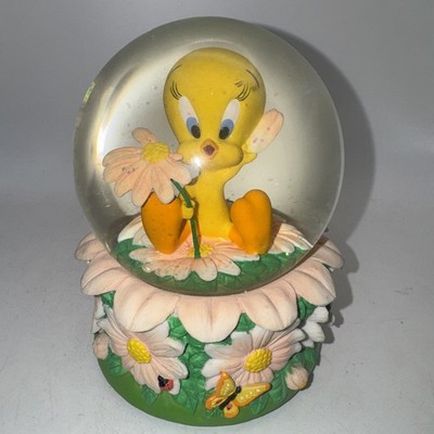 San Francisco Music Box Company Tweety Bird Vintage Snow Globe She Wuvs Me Rare