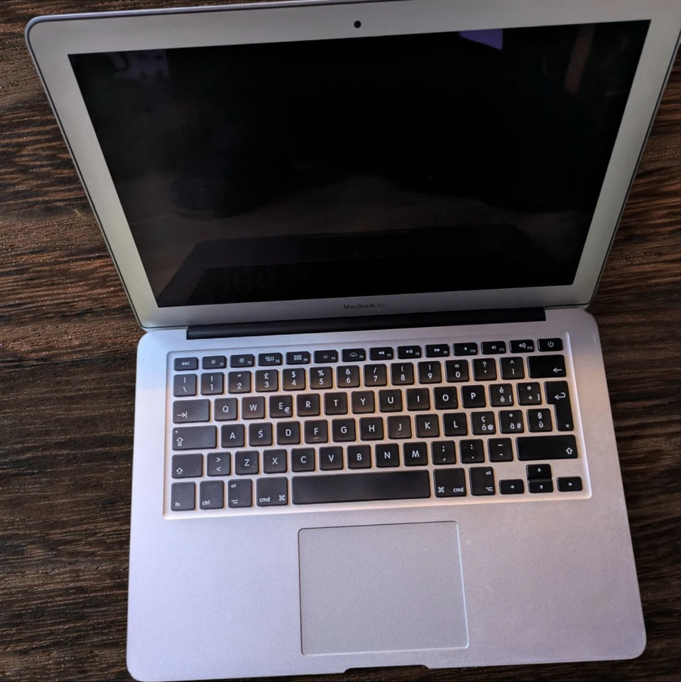 MacBook Air 13 2011 A1369 - Immagine 4 di 4