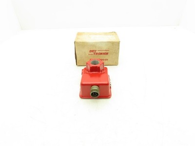 Det Tronics DE601-104D Fireye Base Scanner Housing 5 Pin Connector