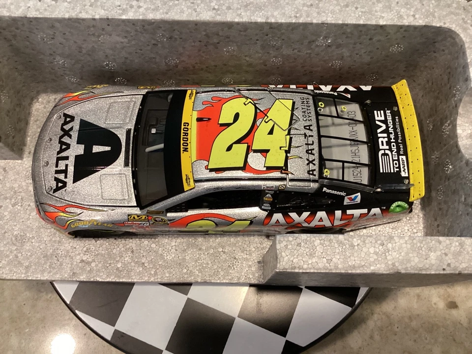 FRETE GRÁTIS Jeff Gordon #24 Axalta Homestead Race versão 2015 SS - Imagem 2 de 4