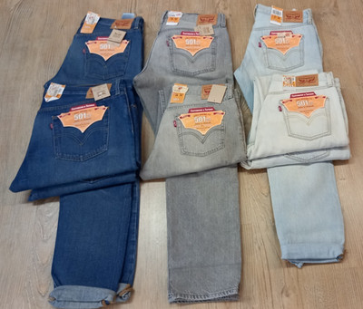 Kleiner Posten - 8 Teile -  LEVIS CT für Wiederverkäufer