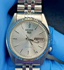 Vintage seiko 5 Automatic Men's Japanese watch Fluted Bezel (Day/Date)