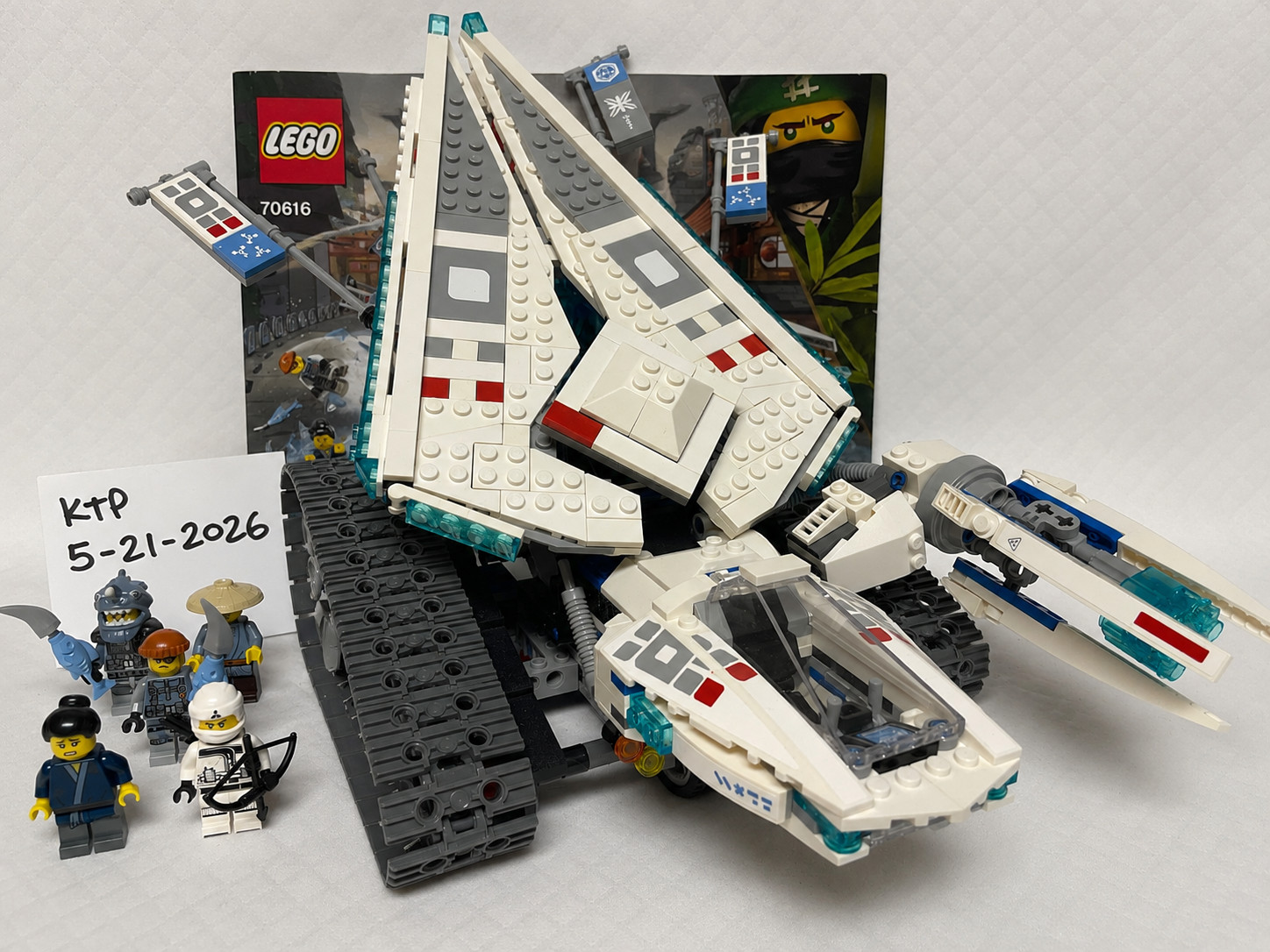 The LEGO Ninjago Movie 70616 Zane's Ice Tank