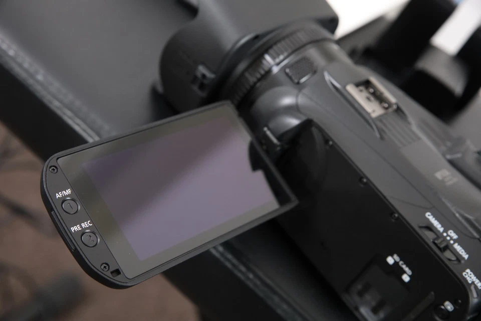 Canon Legria HF G70 - 4K Camcorder OVP  - Bild 3 von 4