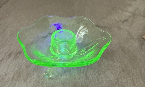 Fenton Lotus Six Petal 3-Footed Candle Holder 4.5in Green Uranium Depression