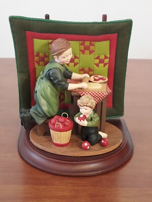 1993 Willitts Designs MOTHER'S LITTLE HELPERS Amish Collection Figurine w QUILT