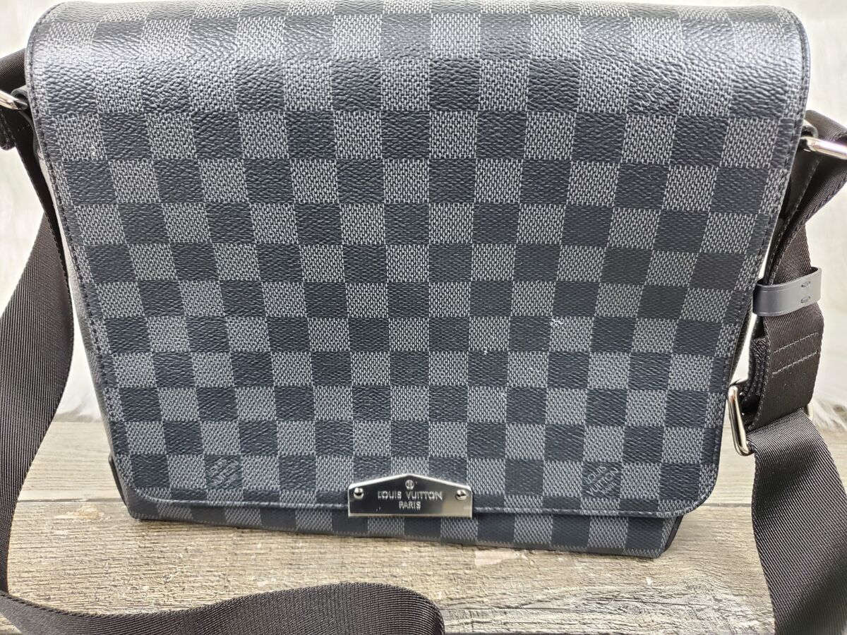 *NO RESERVE* LOUIS VUITTON Shoulder Bag Damier Graphite District NV2 PM  N40349