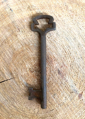 Tarnish Key old antique vintage model collectable tarnish rusty iron key 3.6 inches ...