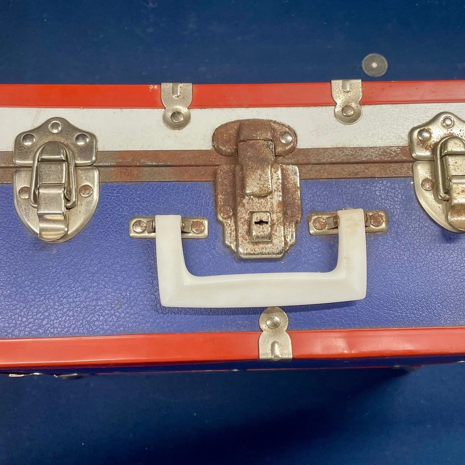 Vintage Red White Blue Storage Footlocker Trunk - Image 3 of 4