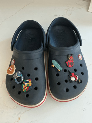 Crocs Crocband Navy Red Sz J2 Rubber Clogs with Jibbitz