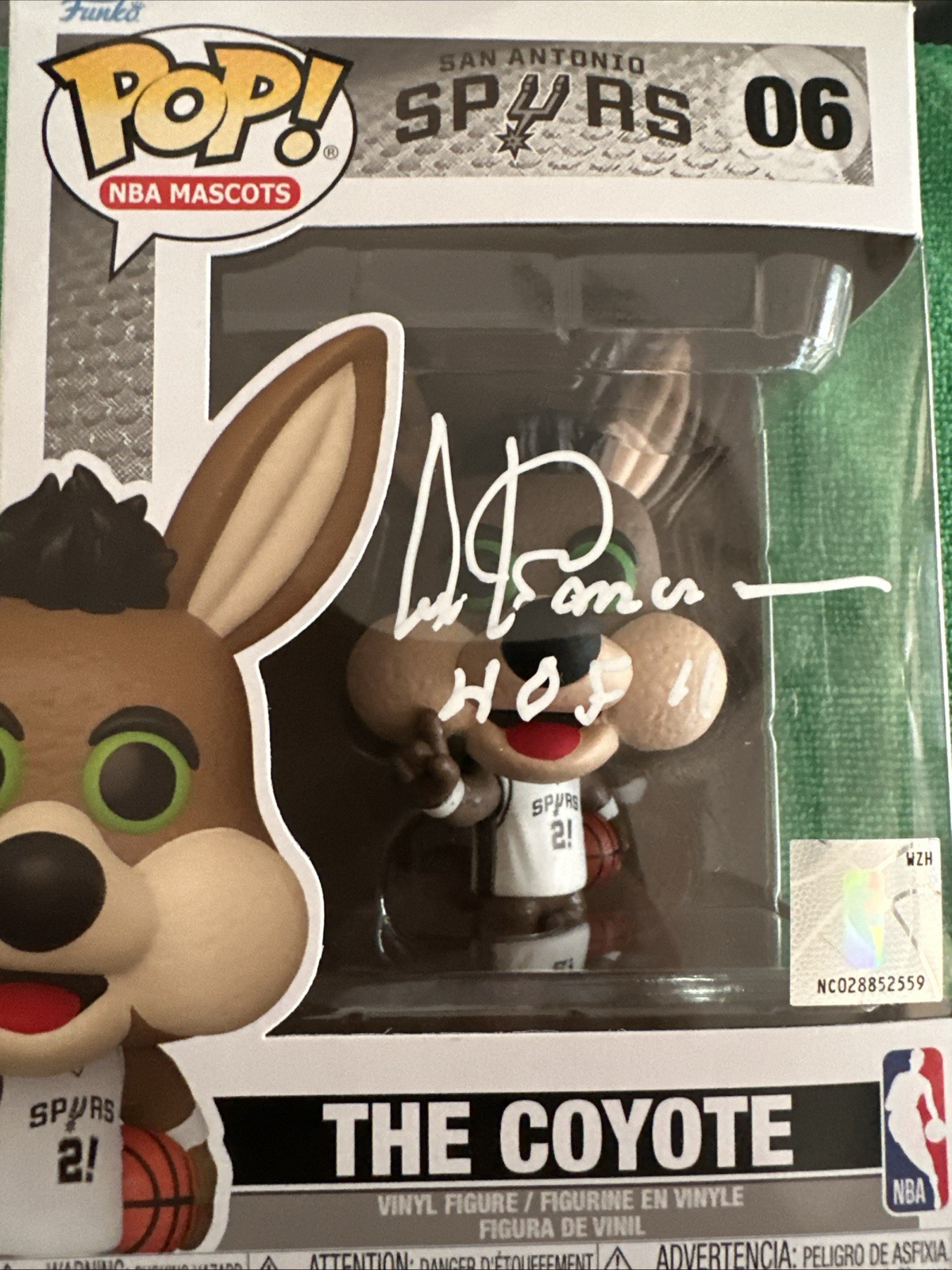 Artis Gilmore Autographed Signed San Antonio Spurs The Coyote Funko Pop #6 w/HOF'11 (SS COA) 