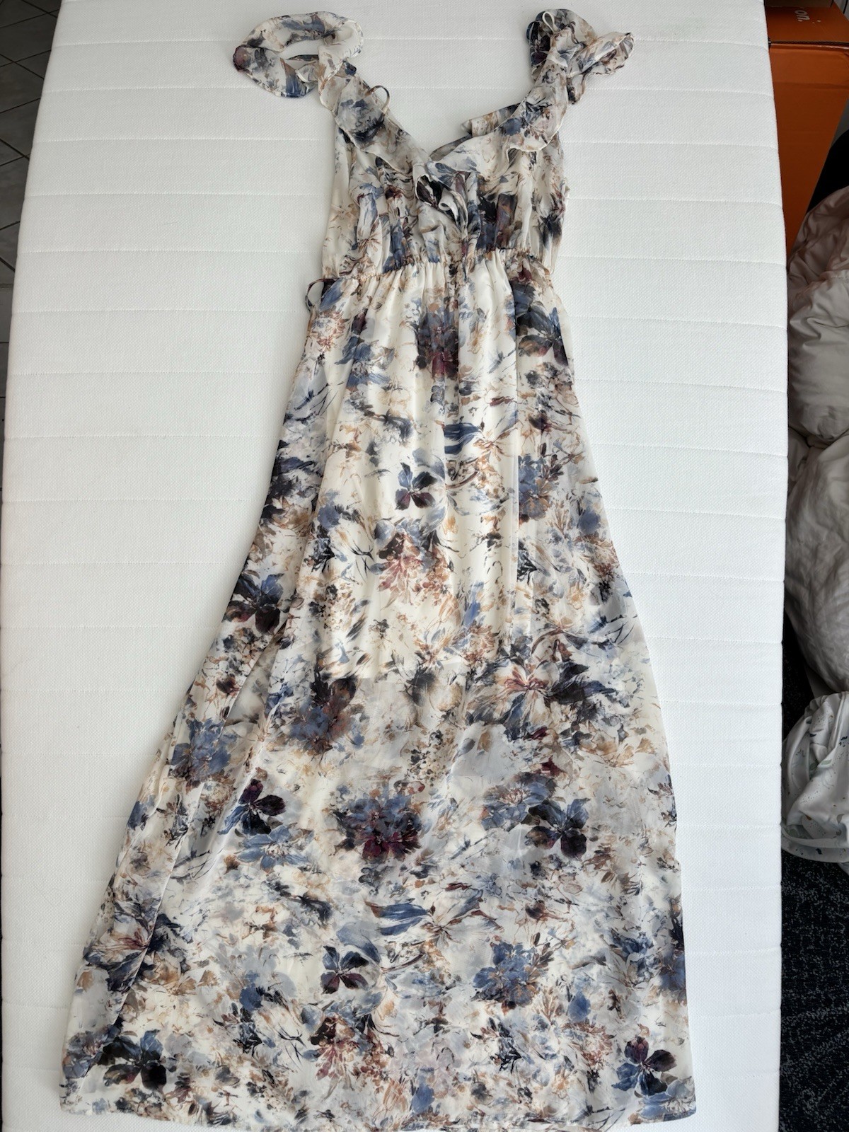 Le Lis Women’s Floral Maxi Dress Size Small Tie Strap Sleeveless Boho Flowy