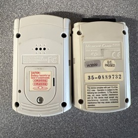 Lot Of 3 OEM White Sega Dreamcast Controllers HKT-7700 With 2 Memory Cards 7000