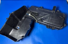 03-06 MERCEDES W211 E-CLASS  VACUUM PUMP RESERVOIR TANK A2118000019  OEM