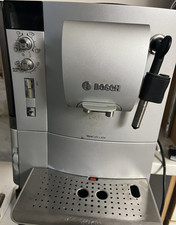 Bosch VeroCafe Latte Kaffeevollautomat mit Mi...