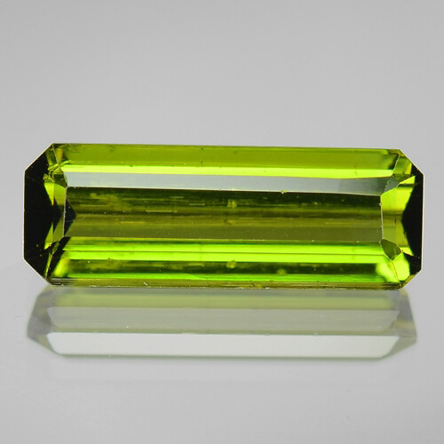 Pietra preziosa naturale verde tormalina non trattata 4,37 ct - Foto 2 di 2